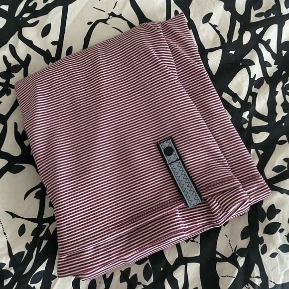 Lululemon “Vinyasa Scarf” in Tonka Stripe Red Grape/Minty Pink - Picture 6 of 7